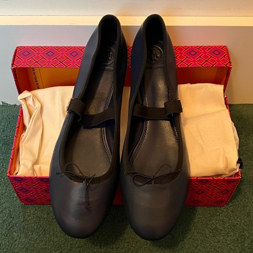 Tory Burch Mary Jane flats